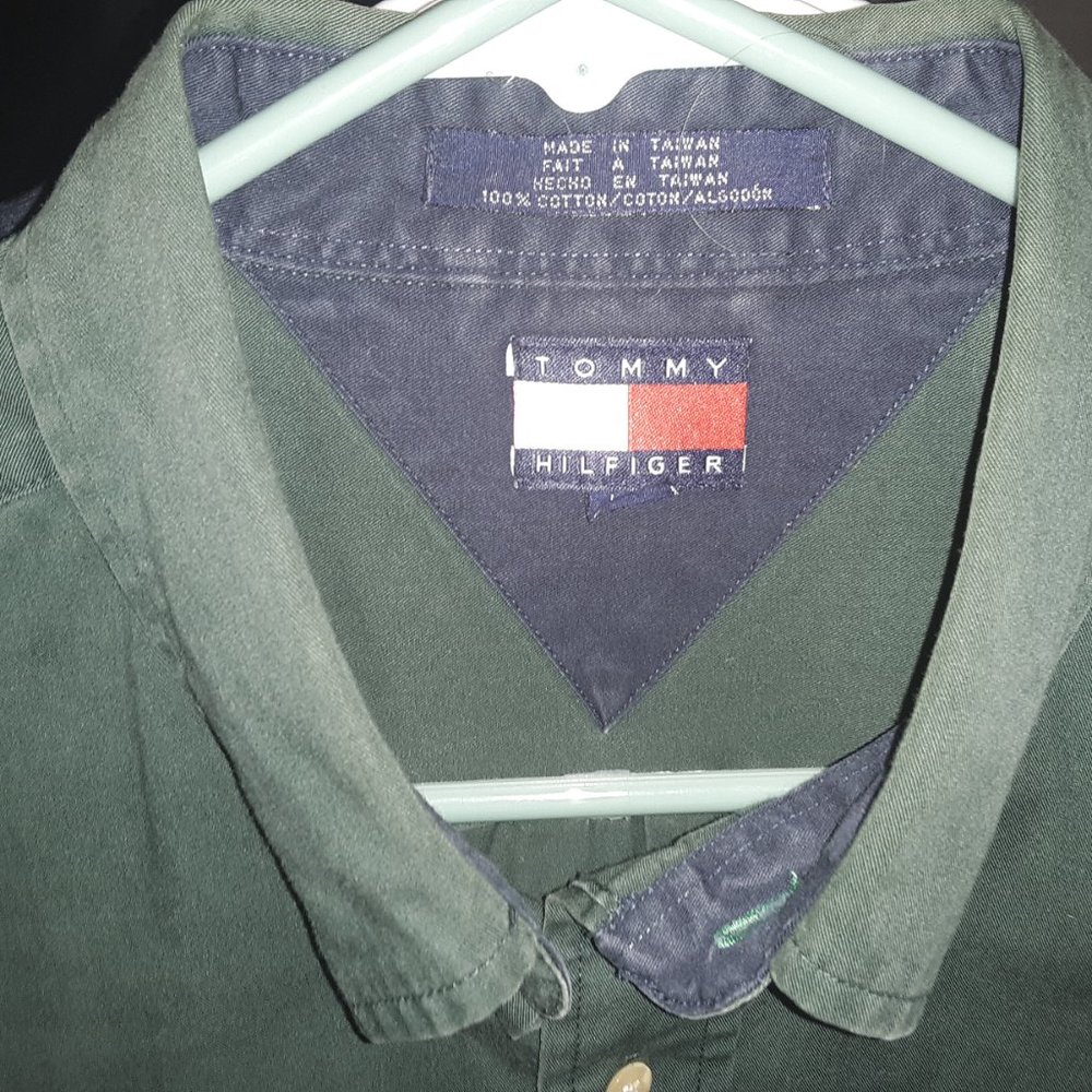 Vintage Tommy Hilfiger Button shirt - Picture 5 of 7